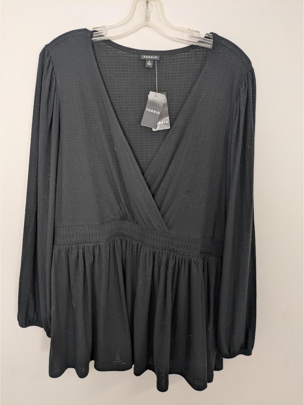 Torrid Deep Black Textured Surplice Peplum Top Size 3X